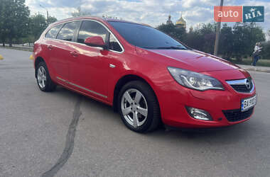Универсал Opel Astra 2010 в 