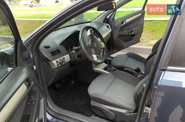 Универсал Opel Astra 2008 в 