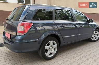 Универсал Opel Astra 2008 в 