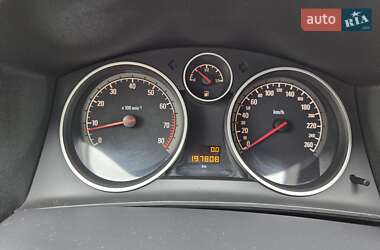 Универсал Opel Astra 2009 в 