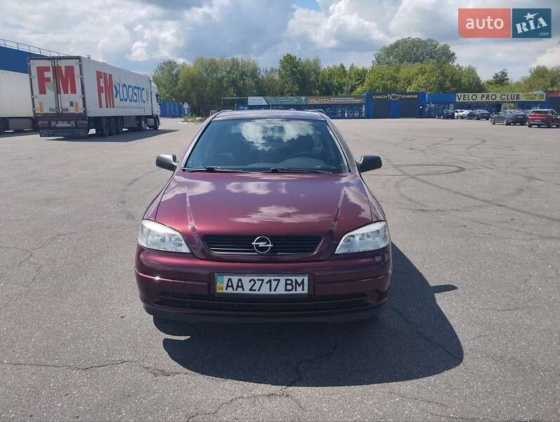 Седан Opel Astra 2007 в Киеве