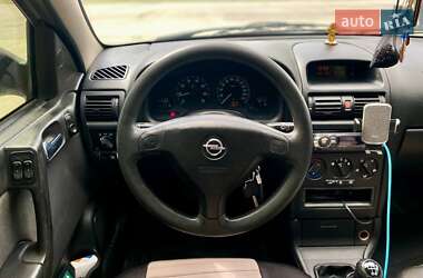Седан Opel Astra 2008 в 