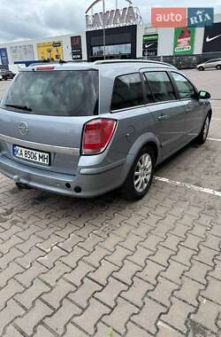 Універсал Opel Astra 2005 в 