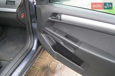 Универсал Opel Astra 2009 в 