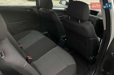 Універсал Opel Astra 2007 в 