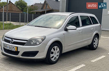 Универсал Opel Astra 2006 в 