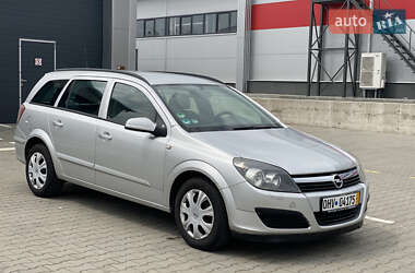 Универсал Opel Astra 2006 в 