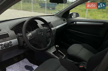 Универсал Opel Astra 2006 в 
