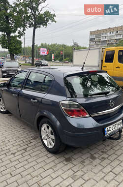 Хэтчбек Opel Astra 2009 в 