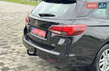 Универсал Opel Astra 2017 в 