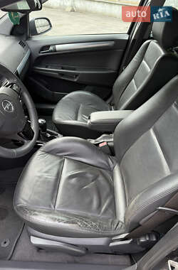 Универсал Opel Astra 2009 в 
