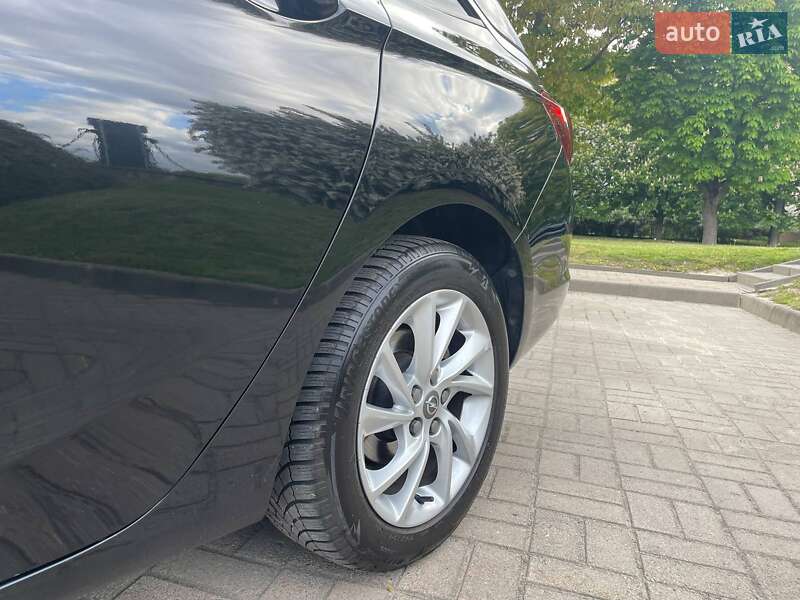 Універсал Opel Astra 2020 в Луцьку