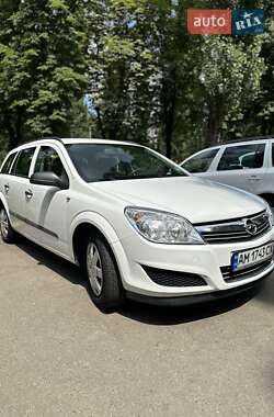 Универсал Opel Astra 2009 в 