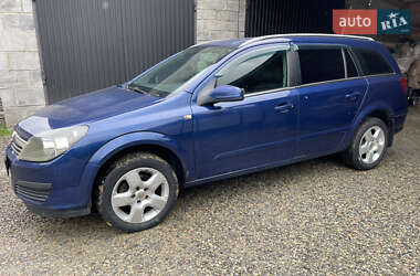 Универсал Opel Astra 2005 в Белых Ославах