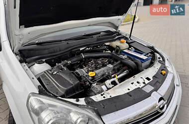 Універсал Opel Astra 2007 в 