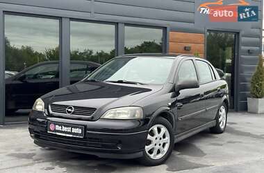 Седан Opel Astra 2002 в Рівному