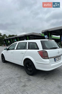 Универсал Opel Astra 2009 в 