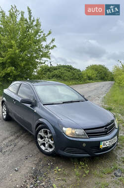 Купе Opel Astra 2006 в 