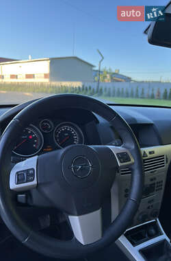 Універсал Opel Astra 2008 в 