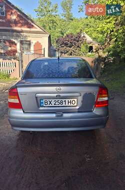 Седан Opel Astra 2003 в 