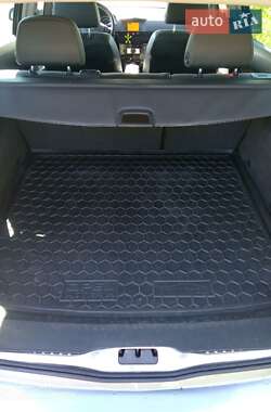 Універсал Opel Astra 2007 в 