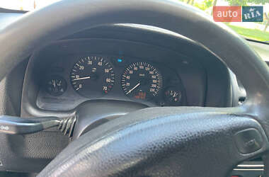 Седан Opel Astra 2003 в 
