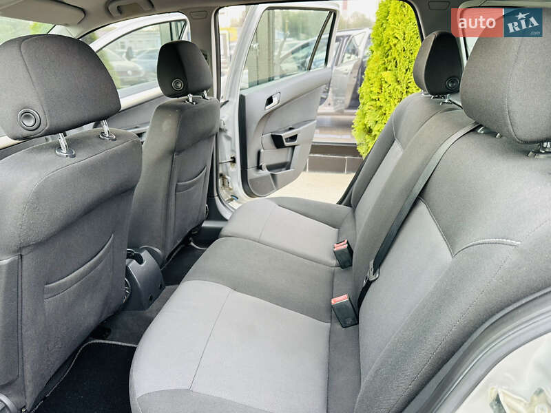 Универсал Opel Astra 2008 в Харькове