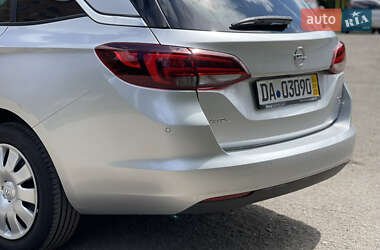 Универсал Opel Astra 2016 в 