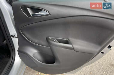 Универсал Opel Astra 2016 в 