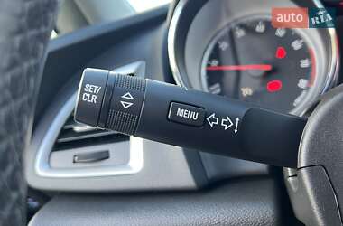Хэтчбек Opel Astra 2014 в 