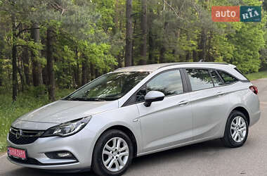 Универсал Opel Astra 2019 в 