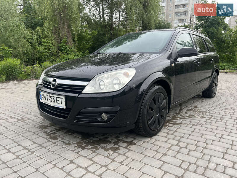Универсал Opel Astra 2006 в Житомире