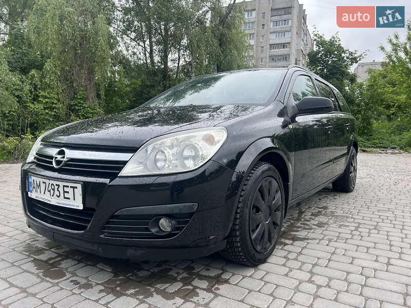 Универсал Opel Astra 2006 в Житомире