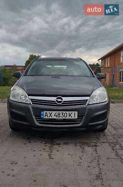 Універсал Opel Astra 2009 в Луцьку