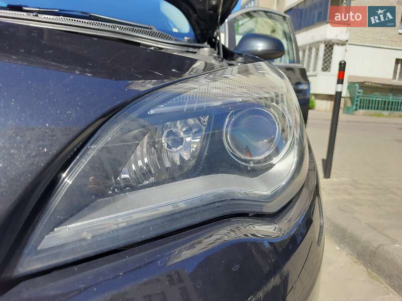 Хэтчбек Opel Astra 2013 в Львове