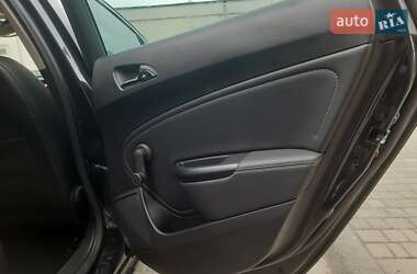 Хэтчбек Opel Astra 2013 в 