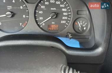 Хэтчбек Opel Astra 1999 в 