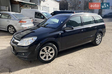 Універсал Opel Astra 2008 в Києві