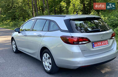 Универсал Opel Astra 2017 в 