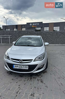 Хэтчбек Opel Astra 2014 в Житомире