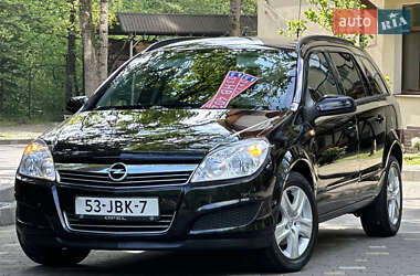 Универсал Opel Astra 2009 в Дрогобыче