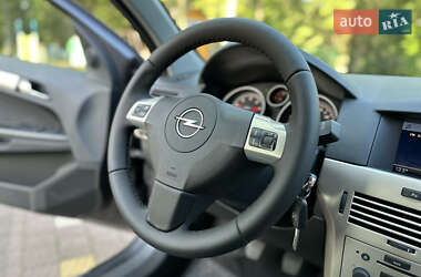 Универсал Opel Astra 2009 в 