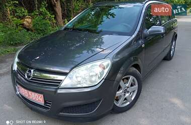 Универсал Opel Astra 2009 в Дубно