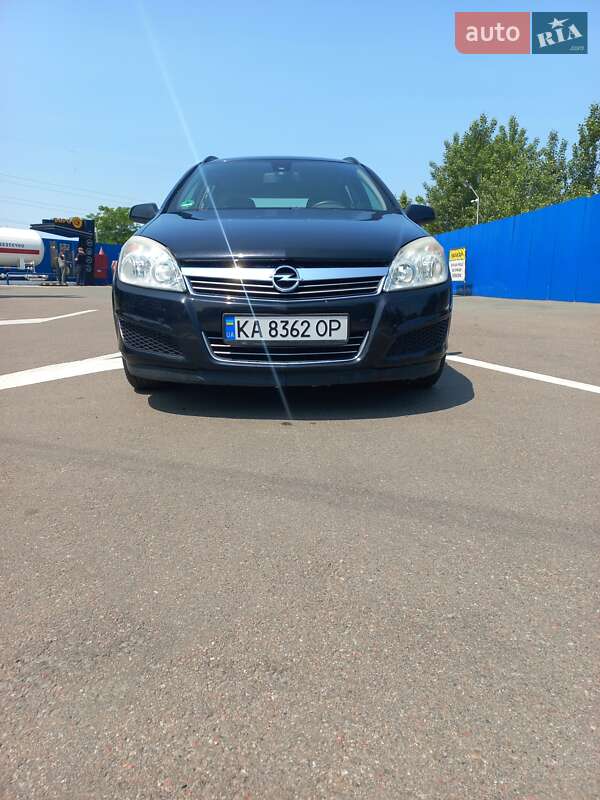 Opel Astra 2008