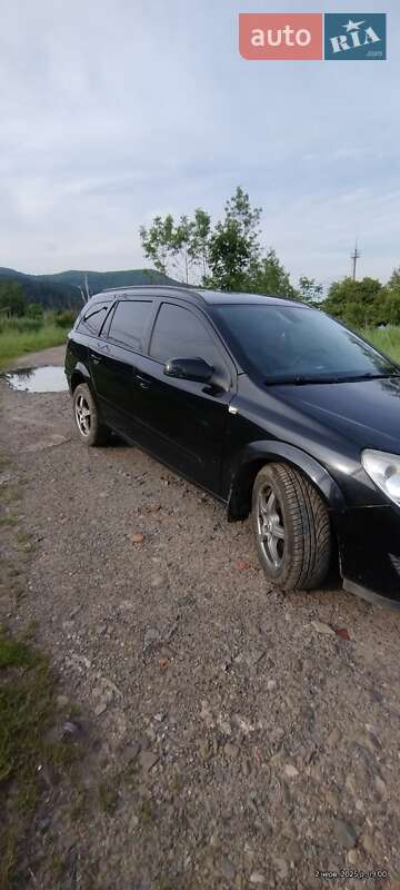 Универсал Opel Astra 2007 в Сколе