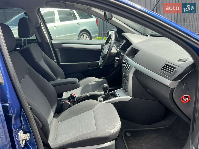 Універсал Opel Astra 2009 в Вінниці