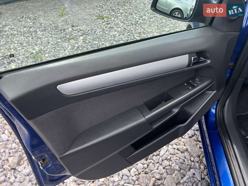 Універсал Opel Astra 2009 в Вінниці