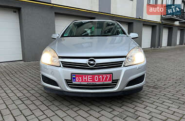 Универсал Opel Astra 2009 в 