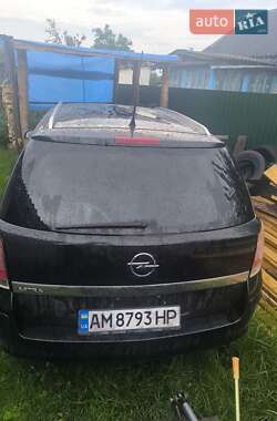 Универсал Opel Astra 2009 в Полонном
