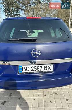 Универсал Opel Astra 2005 в 